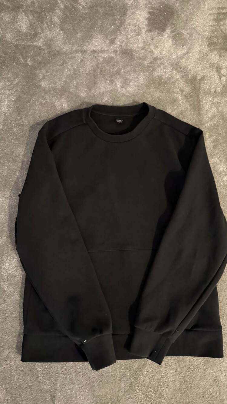 NOBULL Men's Essential Crewneck Sweatshirt Black